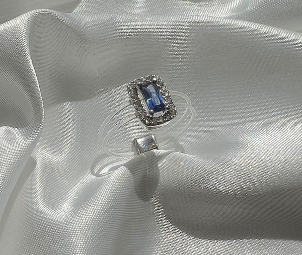 Emerald Cut - Oversized (Tanzanite)