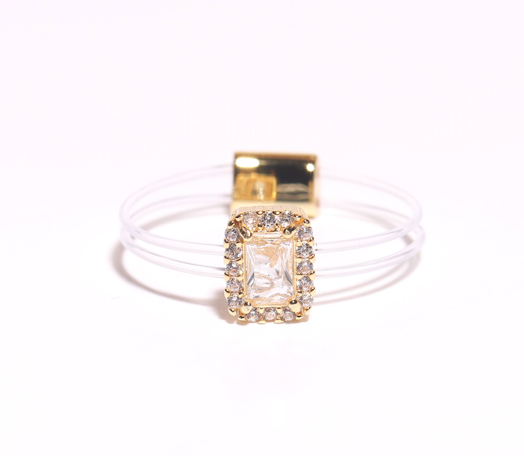 Emerald Cut (Gold)